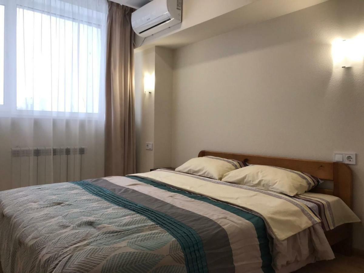 New Quiet Place In Kiev 외부 사진